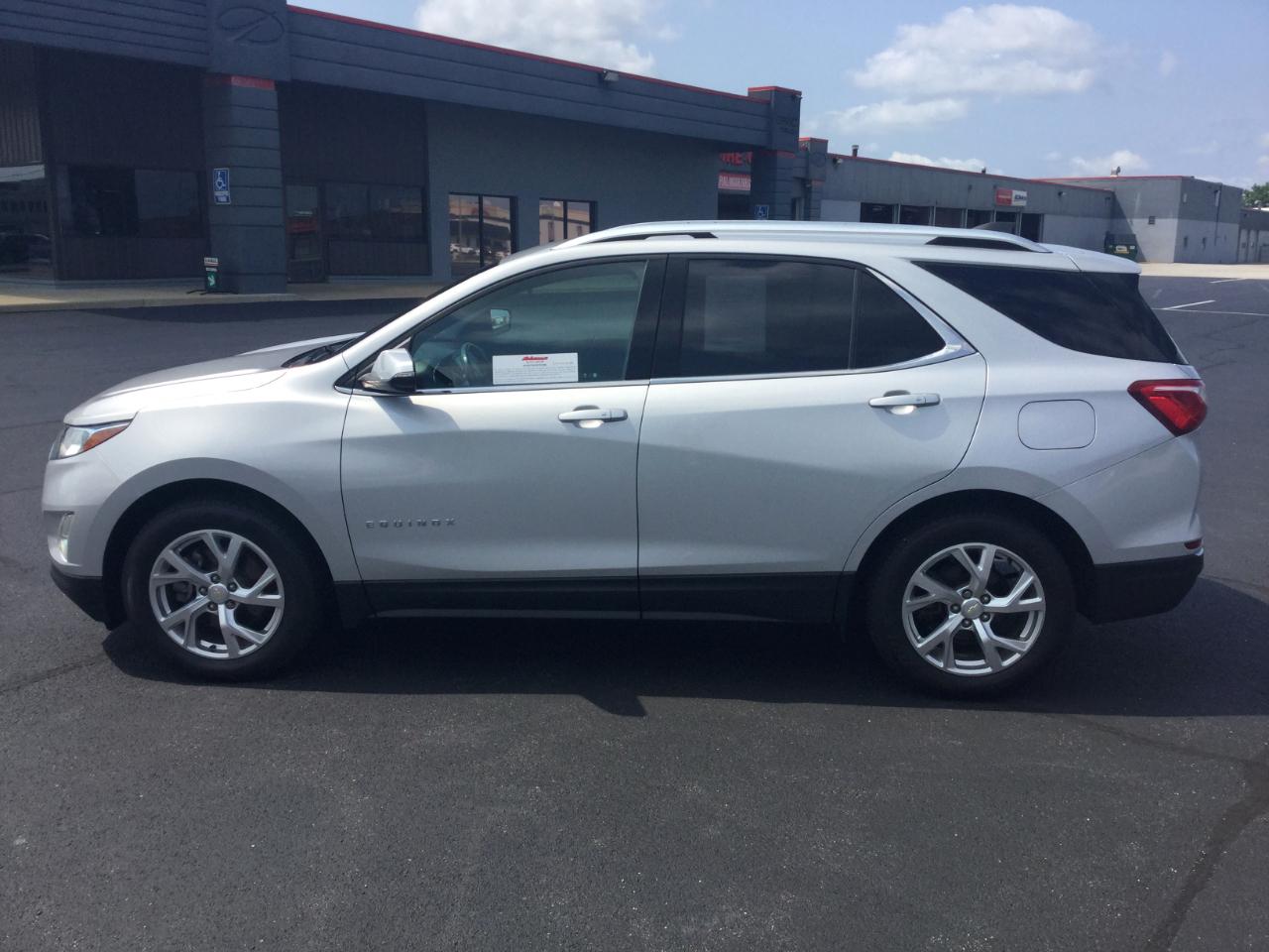Chevrolet Equinox FWD 4dr LT w/2LT 2019