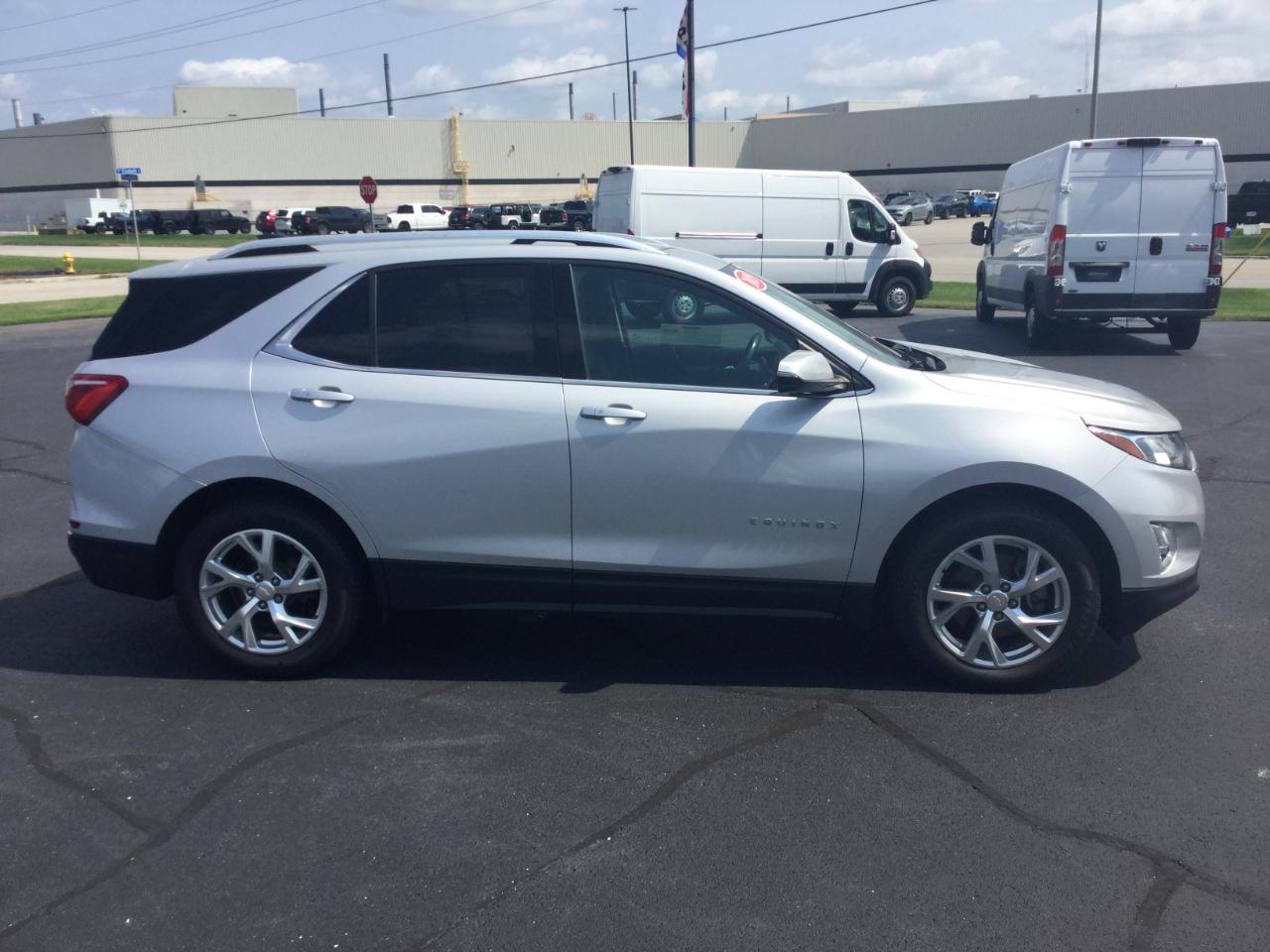 Chevrolet Equinox FWD 4dr LT w/2LT 2019