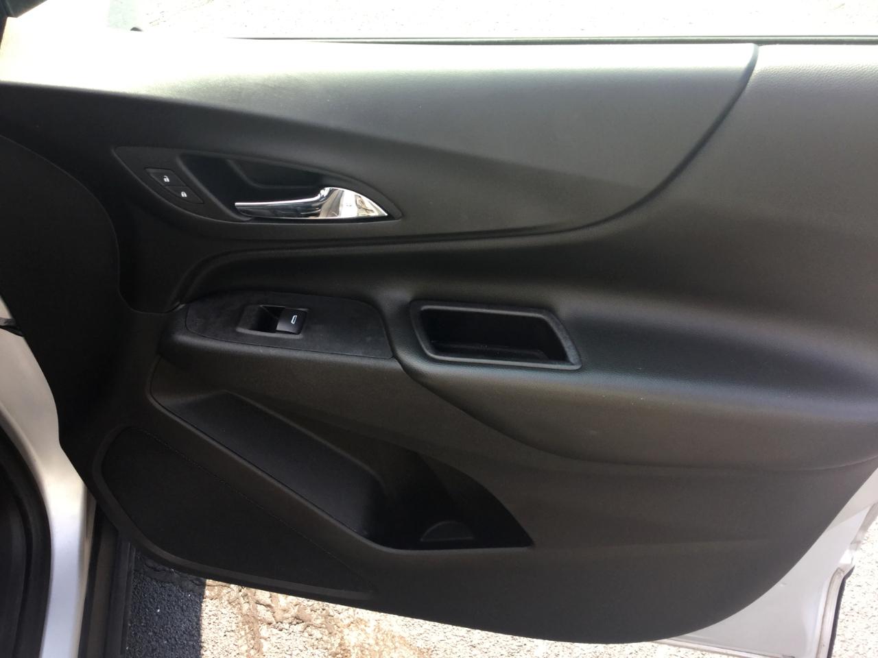 Chevrolet Equinox FWD 4dr LT w/2LT 2019