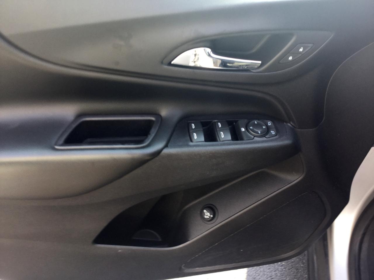 Chevrolet Equinox FWD 4dr LT w/2LT 2019