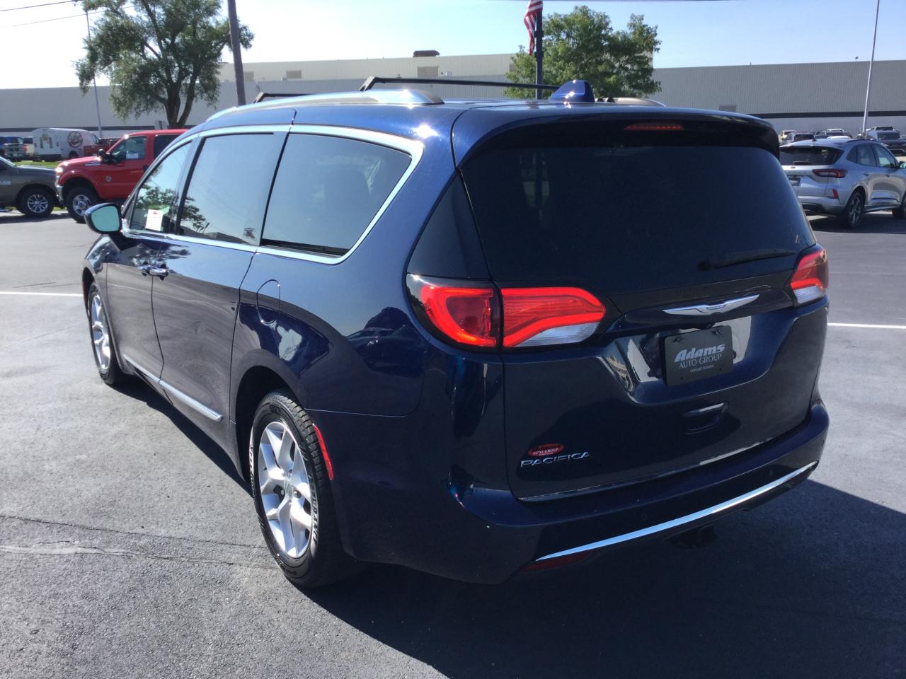 Chrysler Pacifica Touring-L Plus FWD 2017