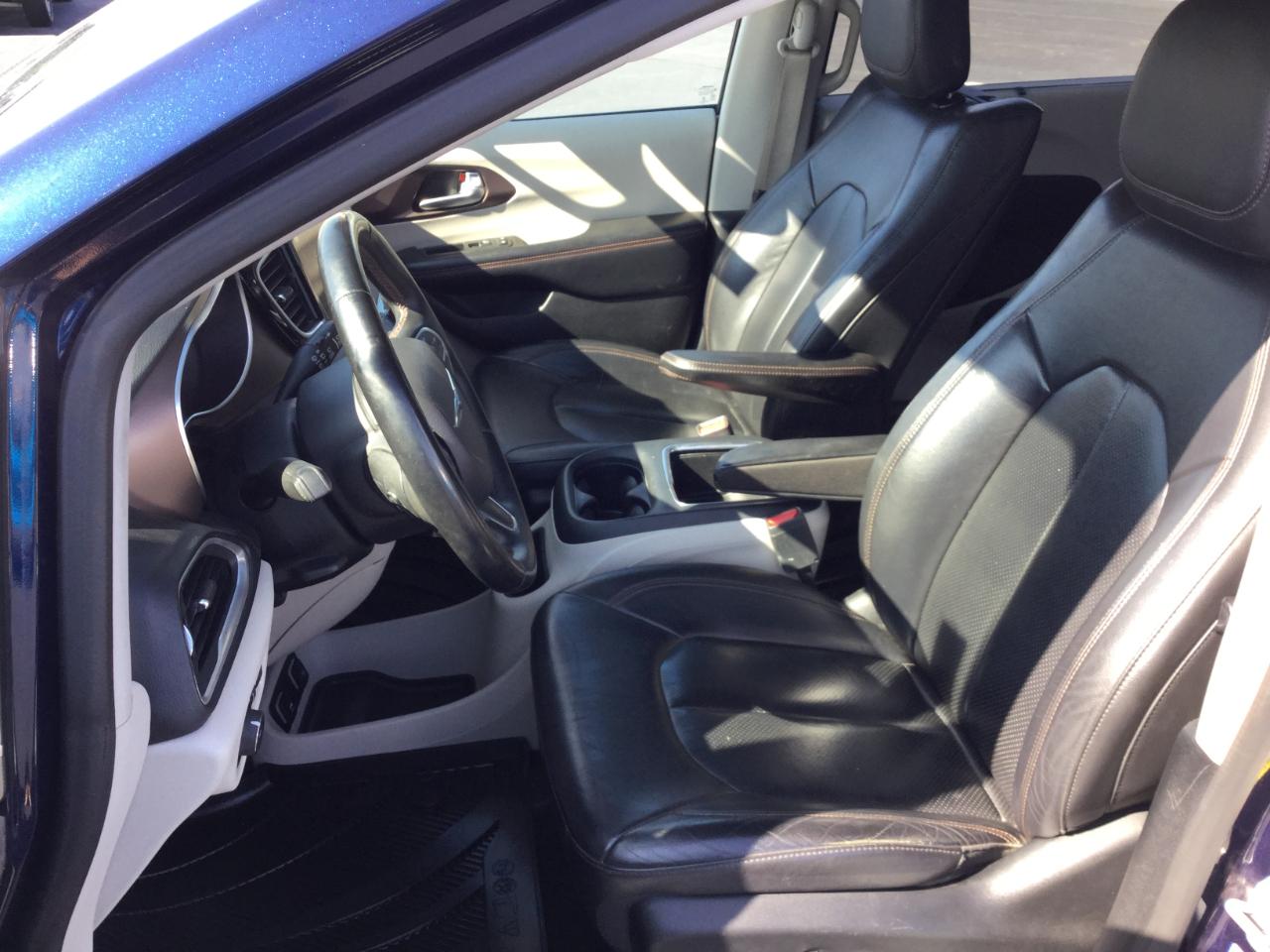 Chrysler Pacifica Touring-L Plus FWD 2017