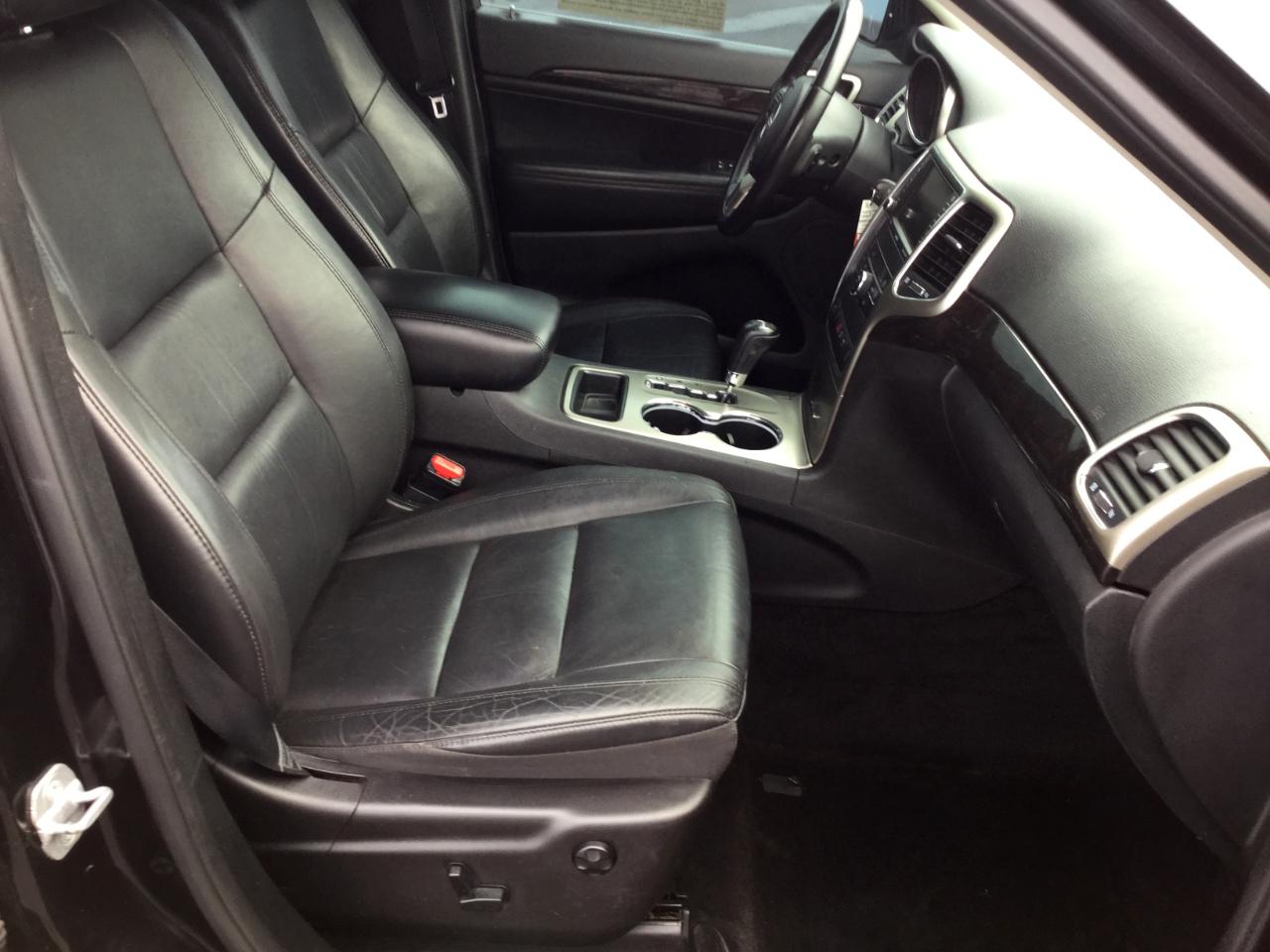 Jeep Grand Cherokee 4WD 4dr Laredo 2013