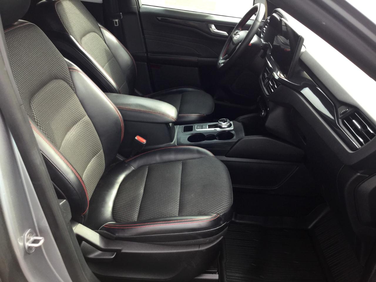 Ford Escape ST-Line AWD 2023