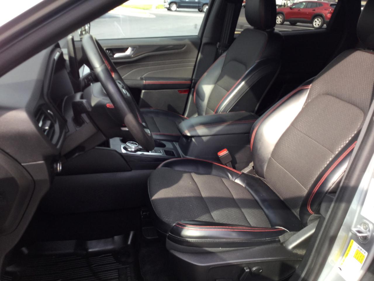 Ford Escape ST-Line AWD 2023