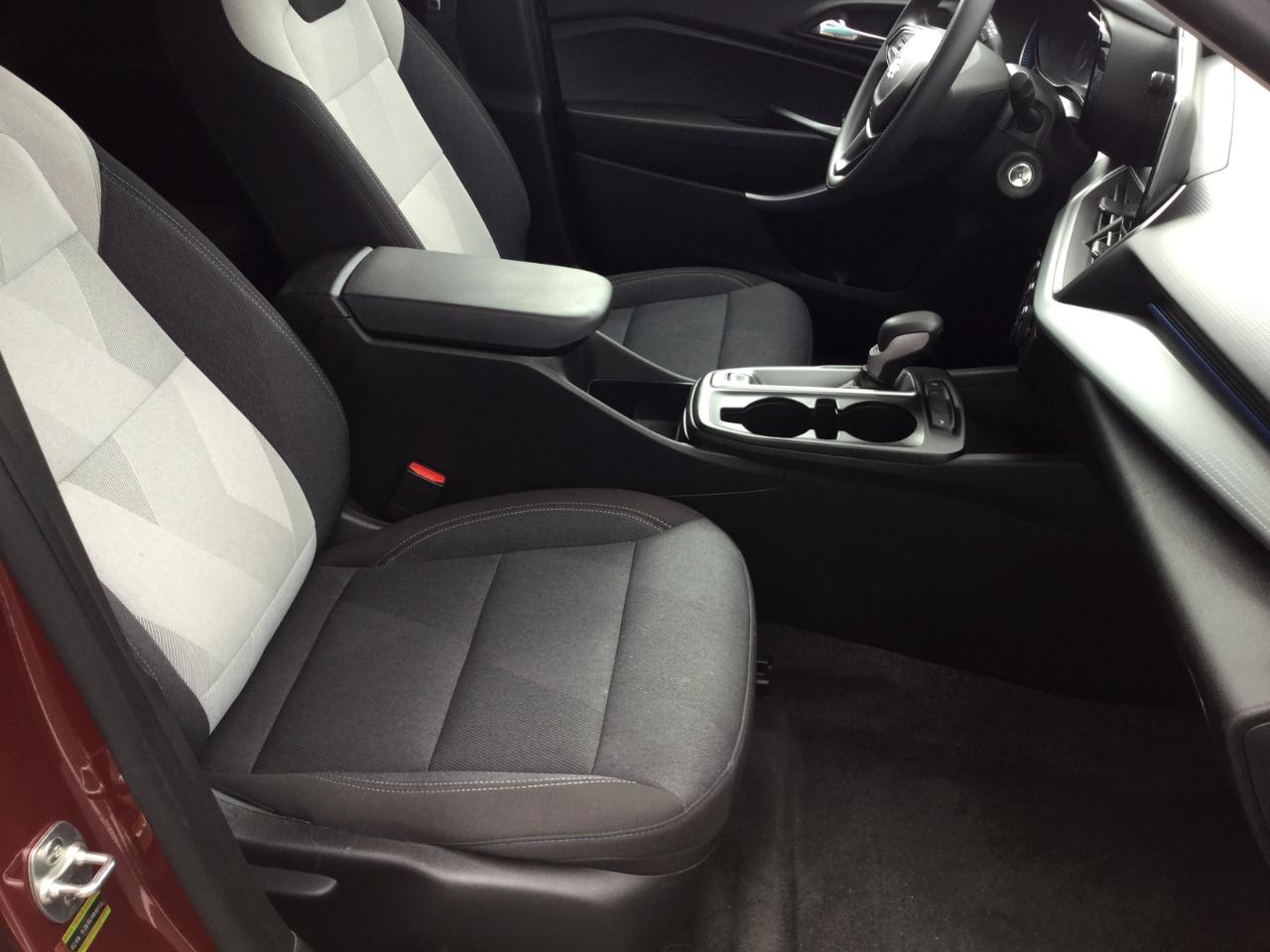Chevrolet Trax FWD 4dr LS 2024