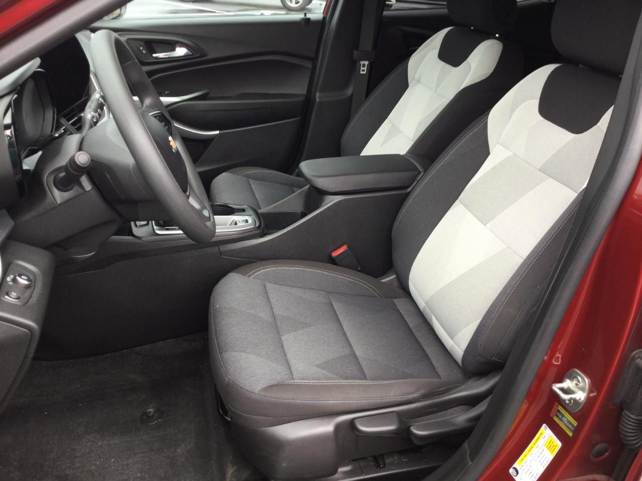 Chevrolet Trax FWD 4dr LS 2024