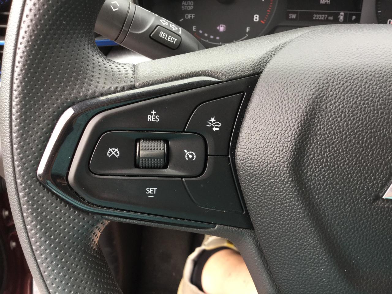 Chevrolet Trax FWD 4dr LS 2024