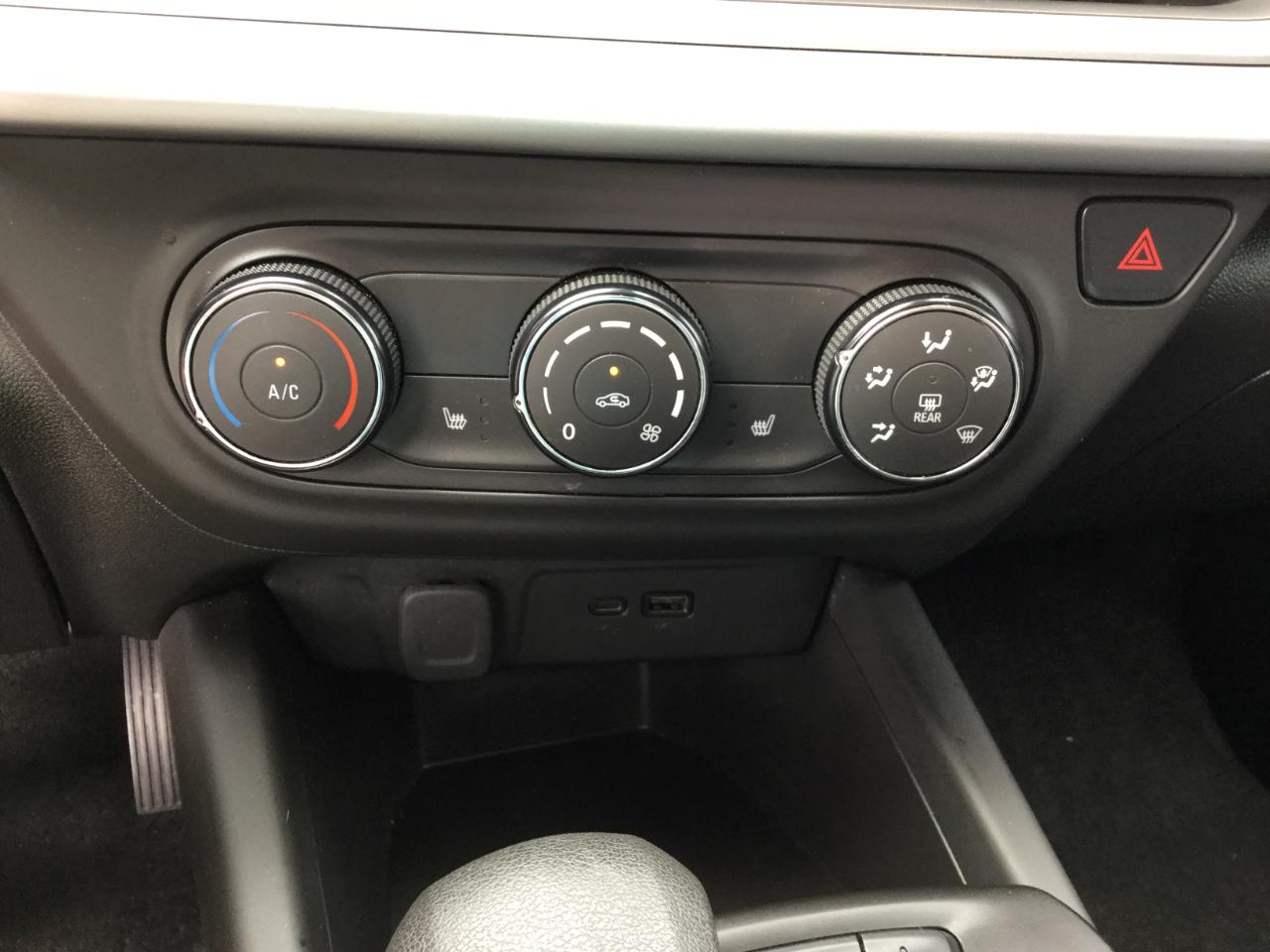 Chevrolet Trax FWD 4dr LS 2024