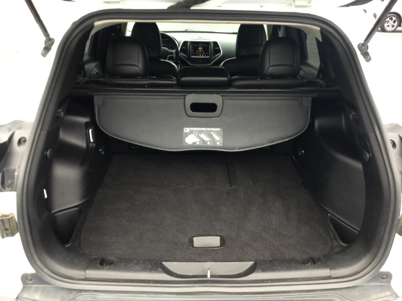 Jeep Cherokee 4WD 4dr Trailhawk 2016