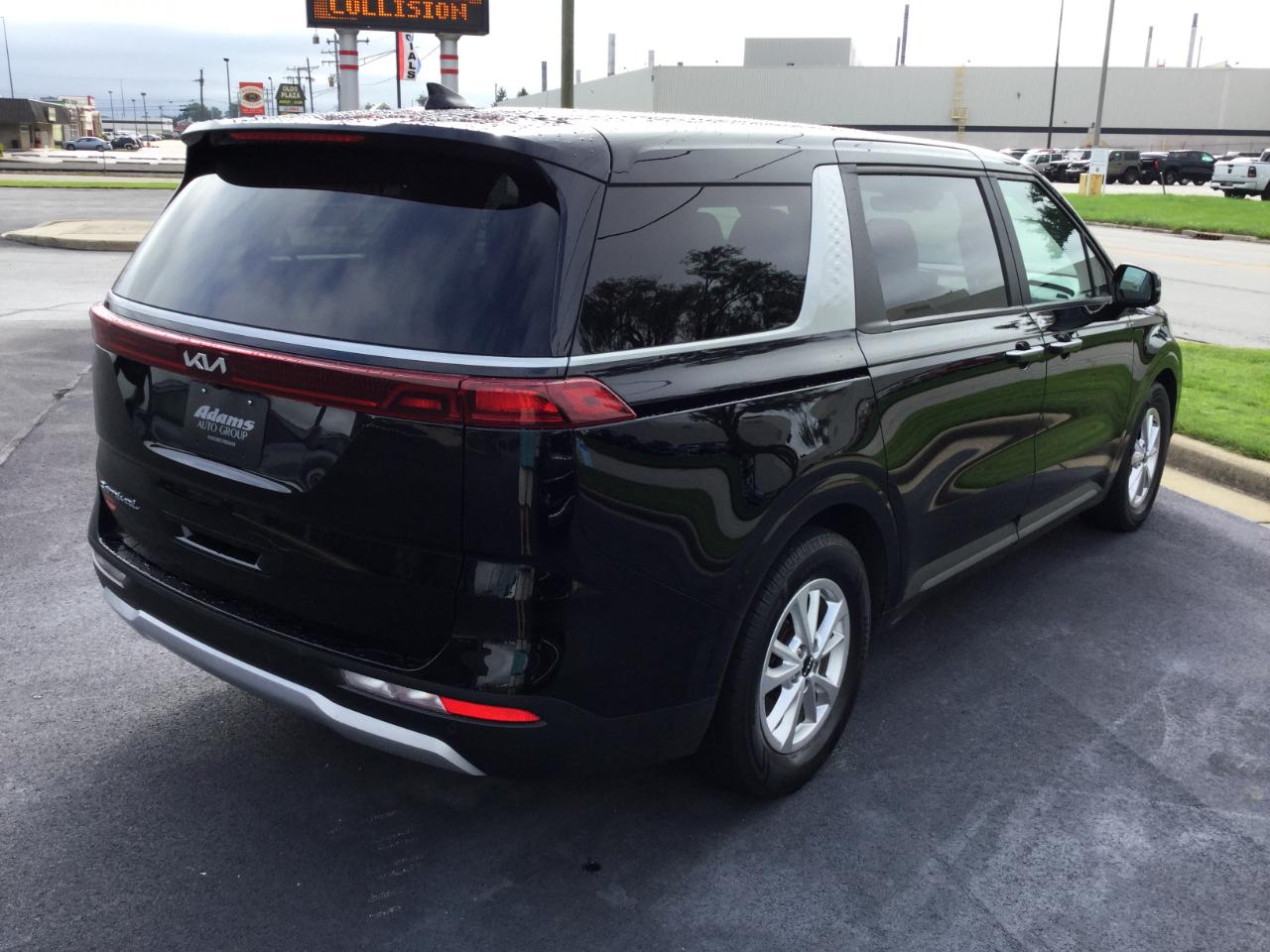 Kia Carnival LXS FWD 2022