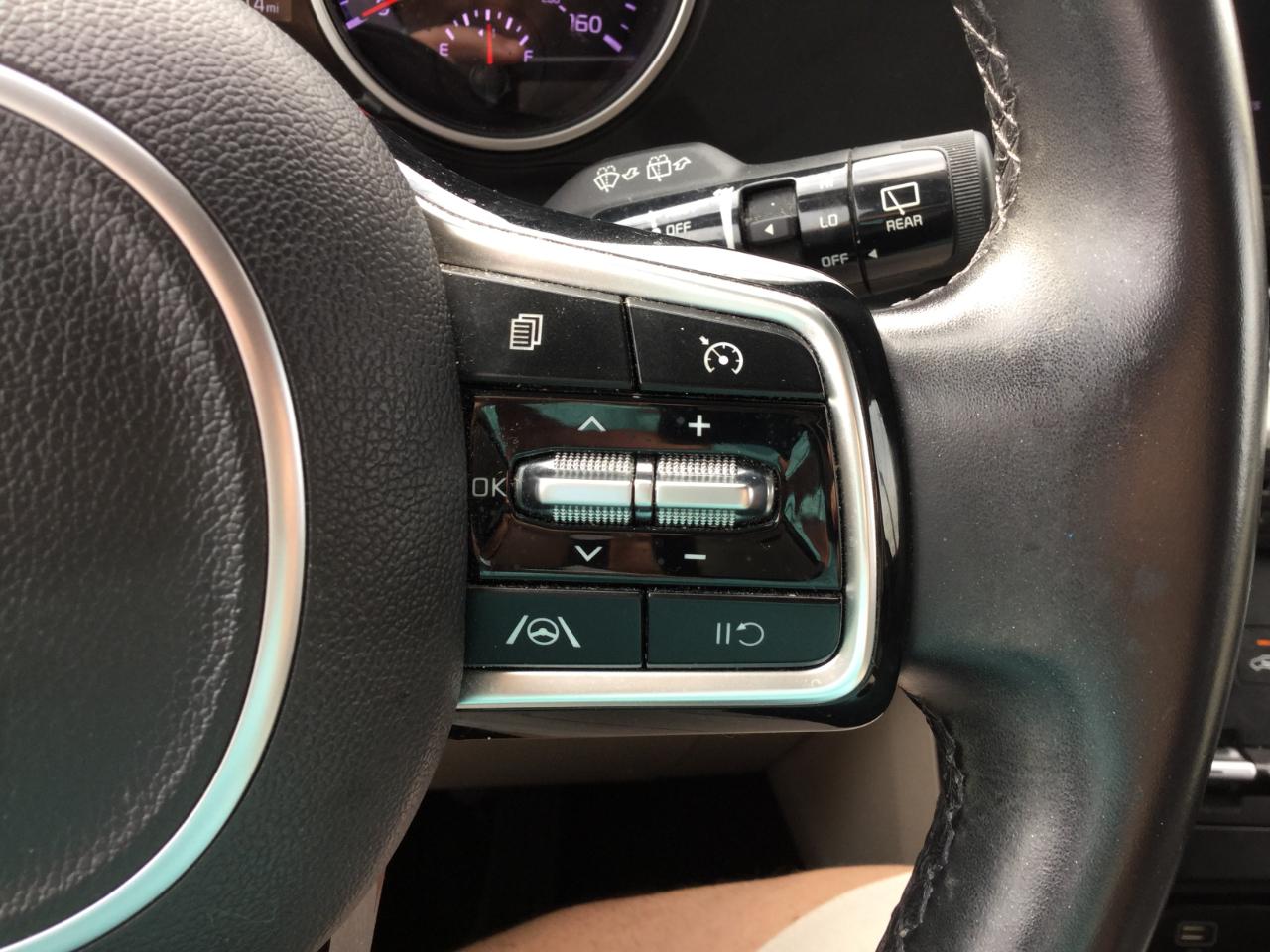 Kia Carnival LXS FWD 2022