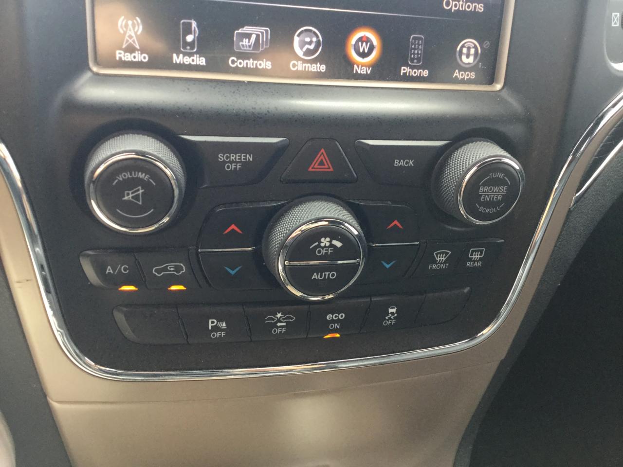 Jeep Grand Cherokee 4WD 4dr Summit 2014