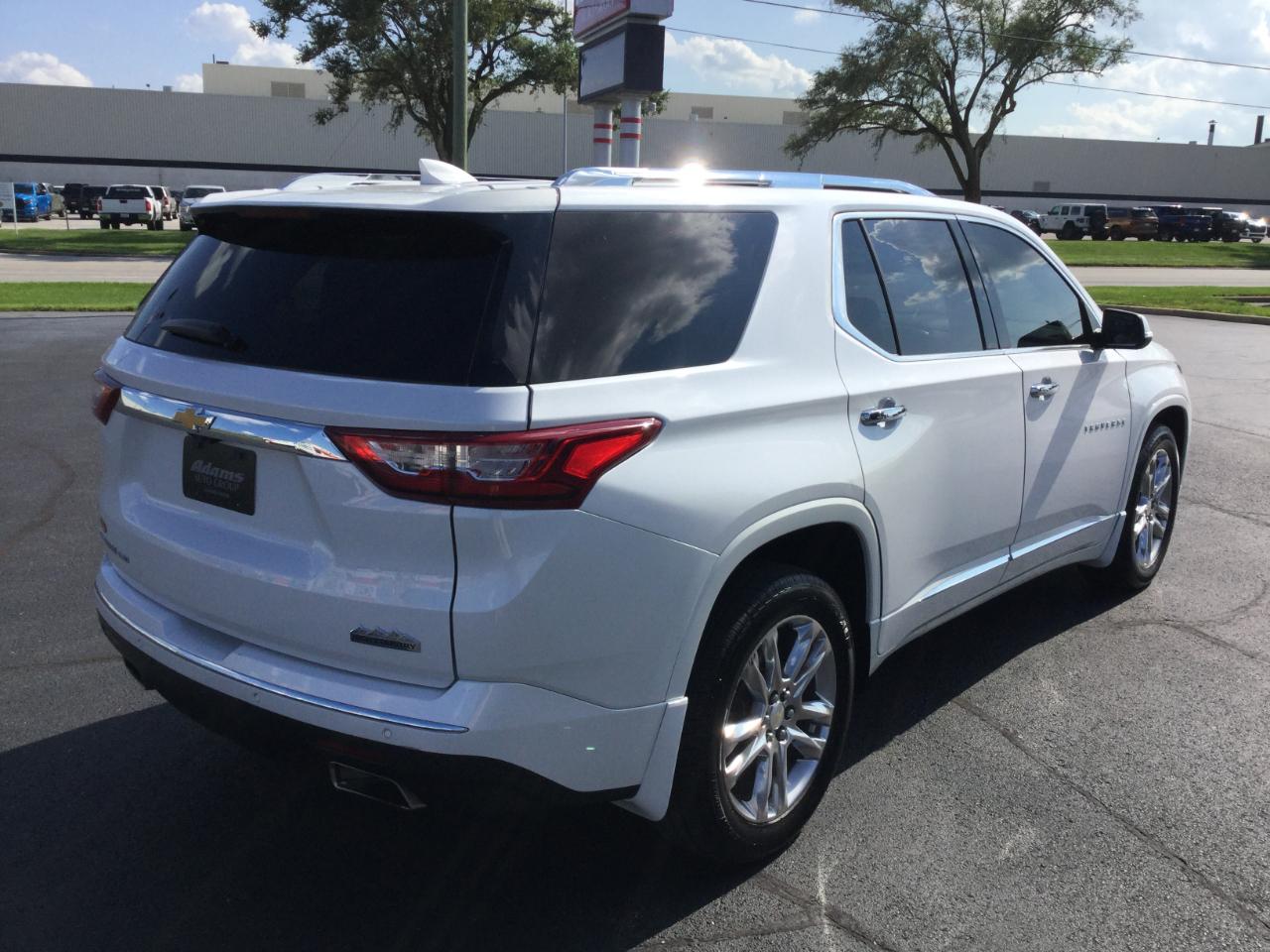 Chevrolet Traverse AWD 4dr High Country 2021