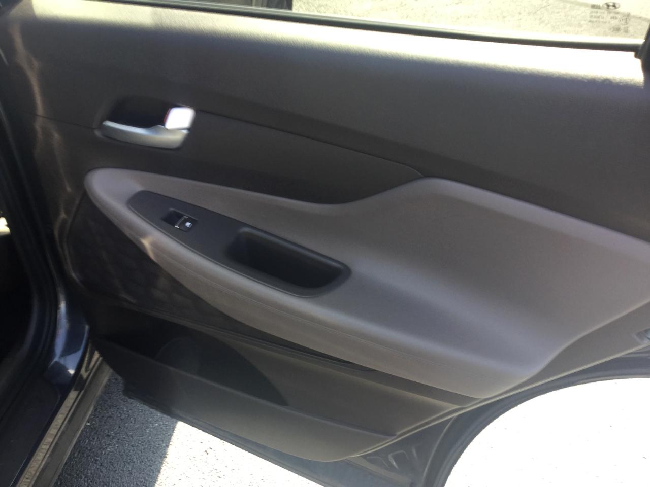 Hyundai Santa Fe SEL 2.4L Auto AWD 2020