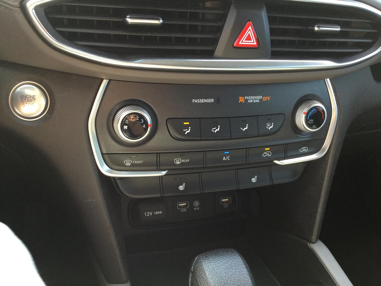 Hyundai Santa Fe SEL 2.4L Auto AWD 2020