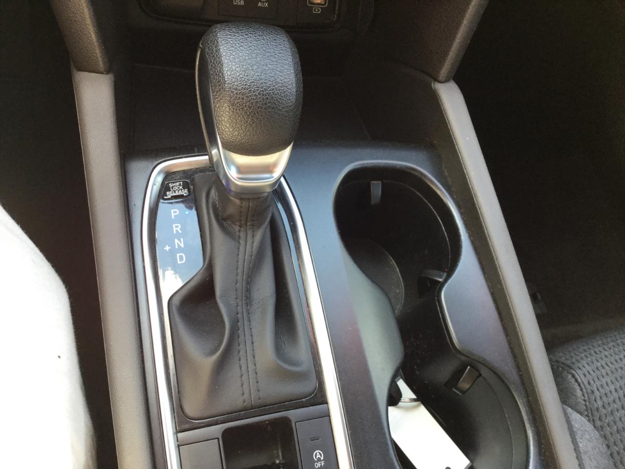 Hyundai Santa Fe SEL 2.4L Auto AWD 2020
