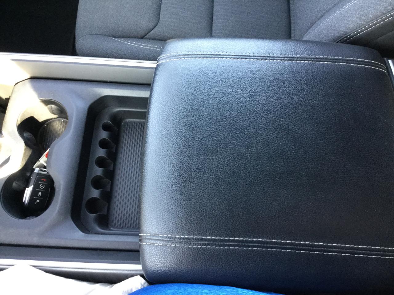 RAM 1500 Big Horn/Lone Star 4x4 Crew Cab 5'7" Box 2019