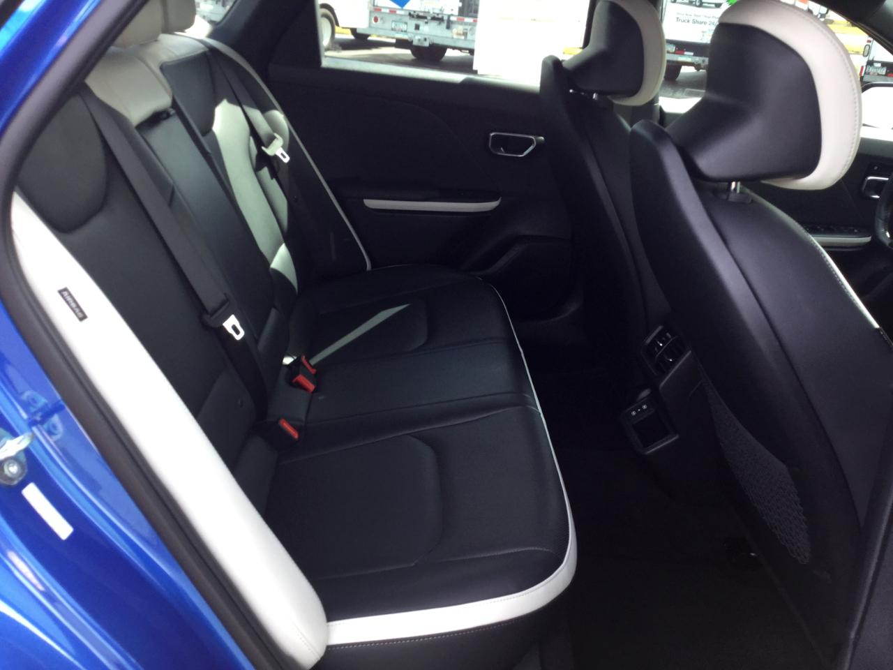 Kia K4 GT-Line Turbo FWD 2025