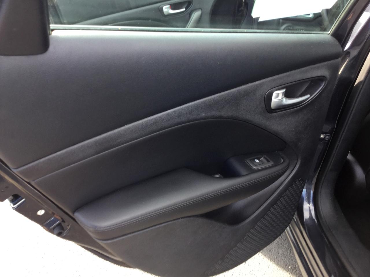 Dodge Dart 4dr Sdn Limited 2013