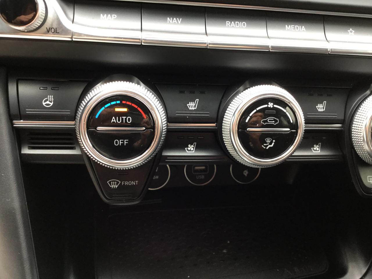 Genesis G70 3.3T AWD 2022