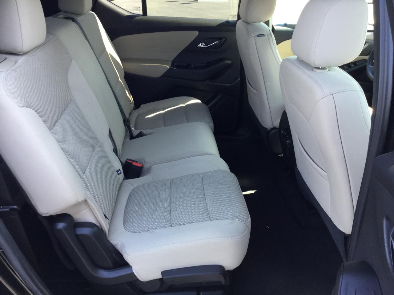 Chevrolet Traverse AWD 4dr LS w/1LS 2023