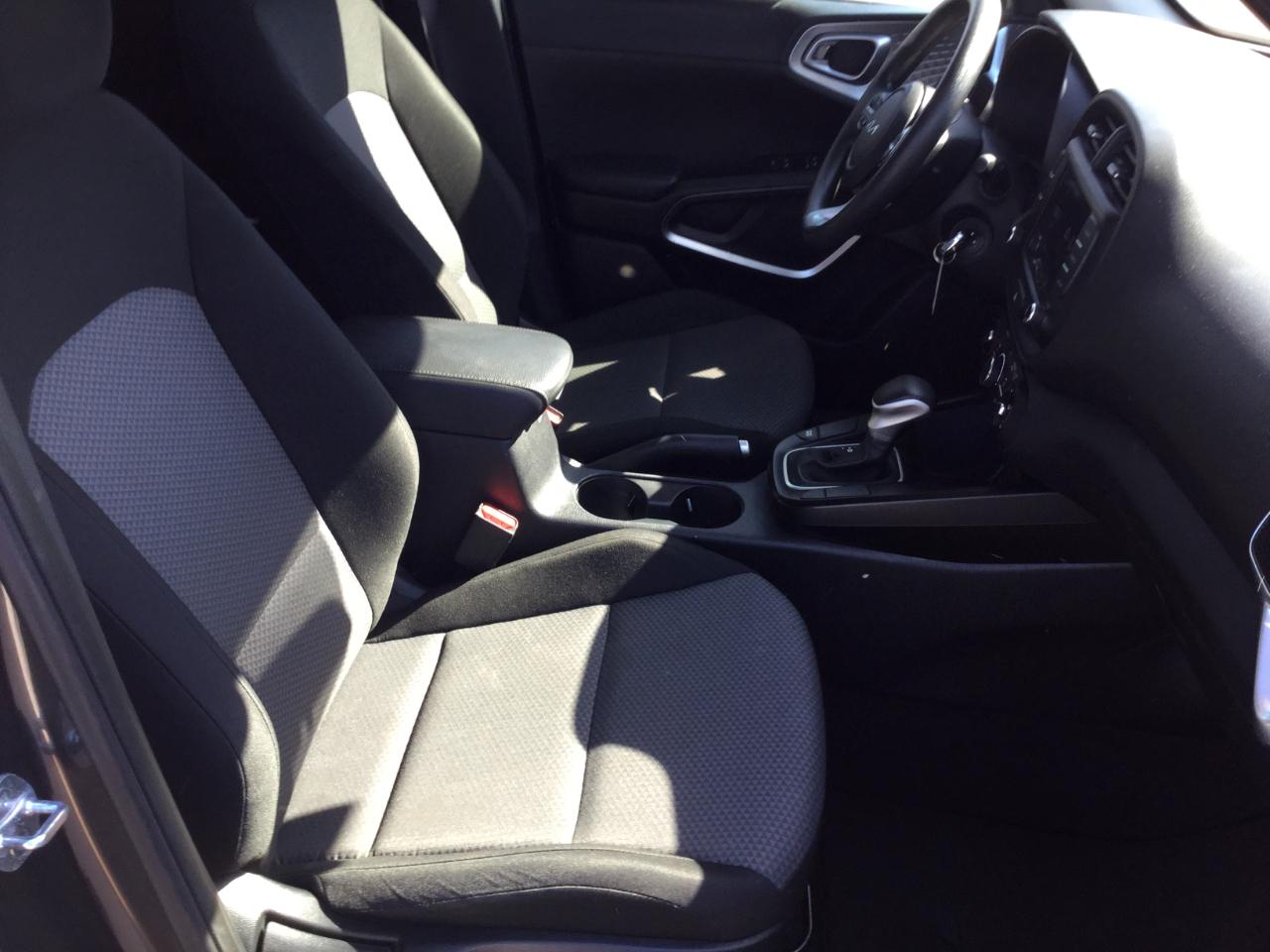 Kia Soul LX IVT 2024
