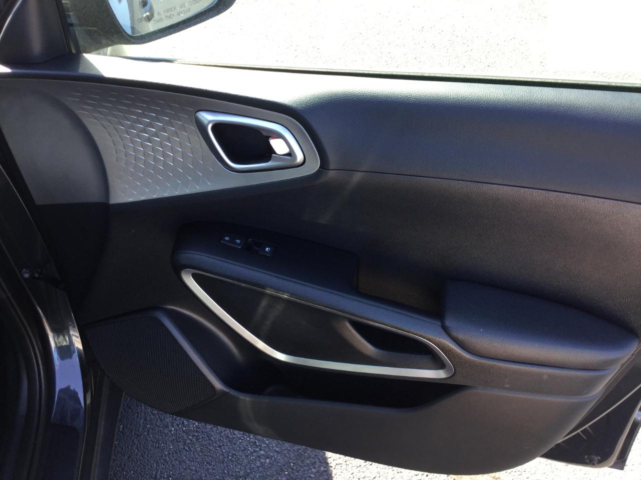 Kia Soul LX IVT 2024