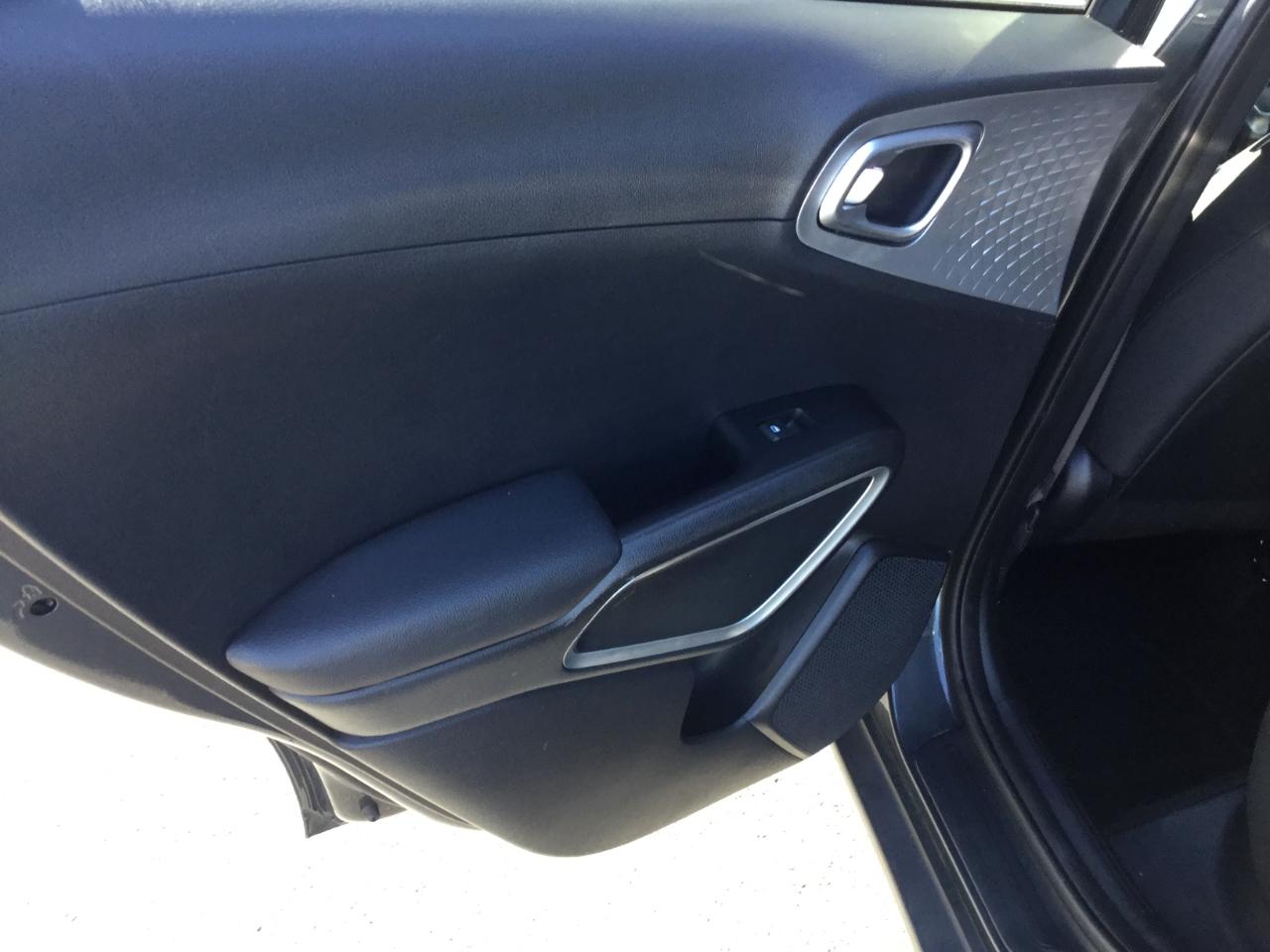 Kia Soul LX IVT 2024