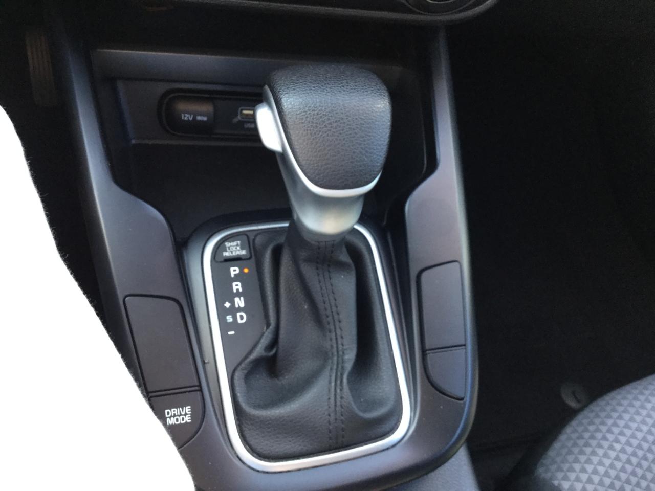 Kia Soul LX IVT 2024