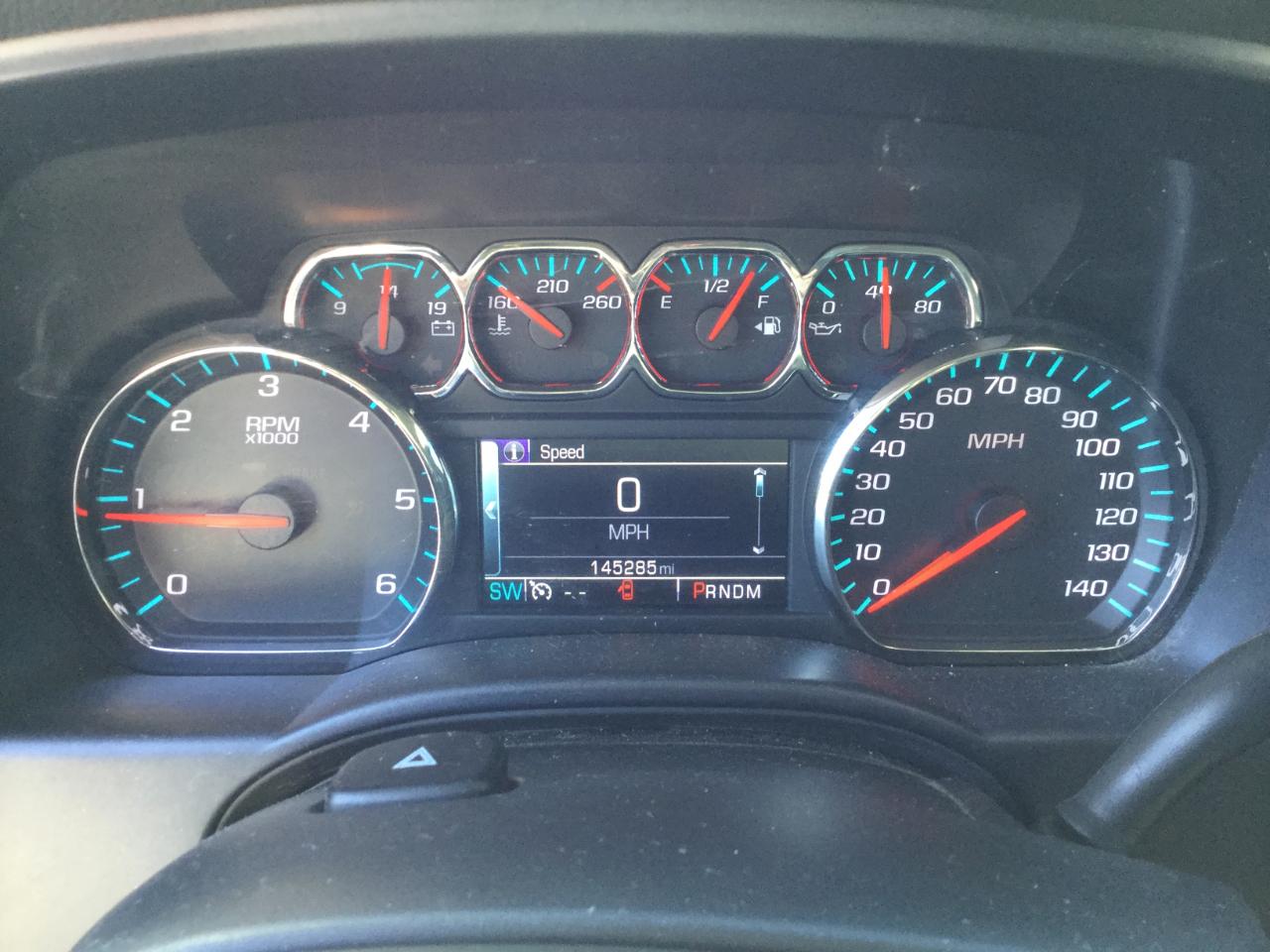 Chevrolet Silverado 1500 4WD Crew Cab 143.5" LT w/1LT 2015