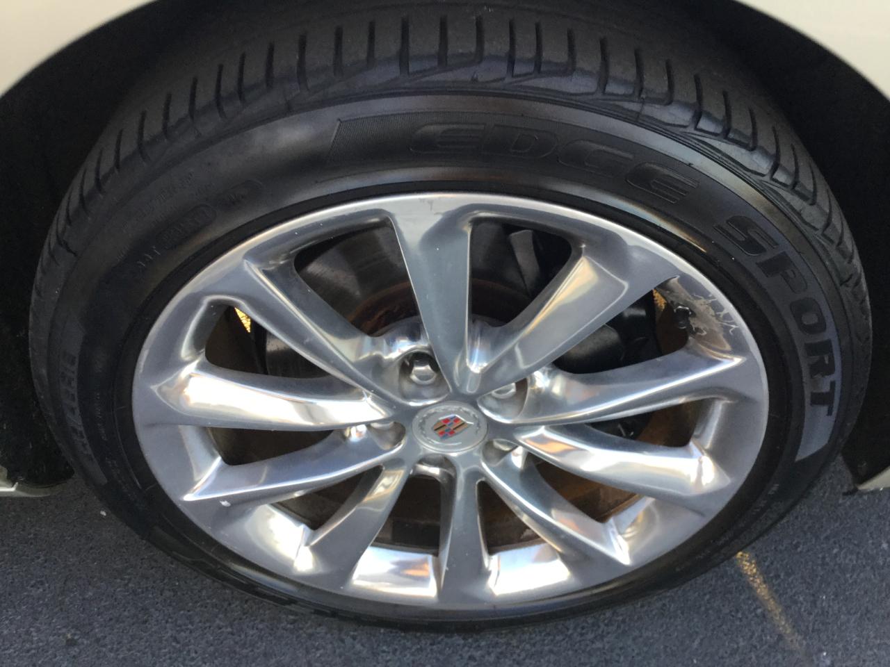 Cadillac XTS 4dr Sdn Luxury FWD 2014