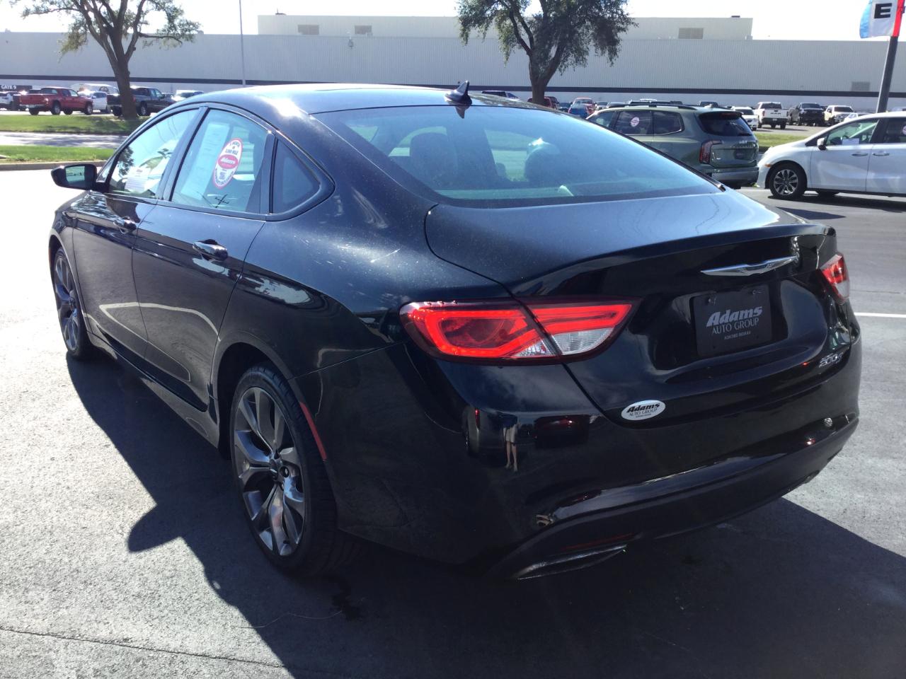 Chrysler 200 200S FWD 2017