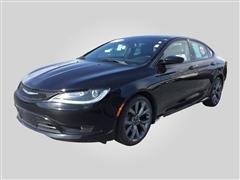 2017 Chrysler 200 