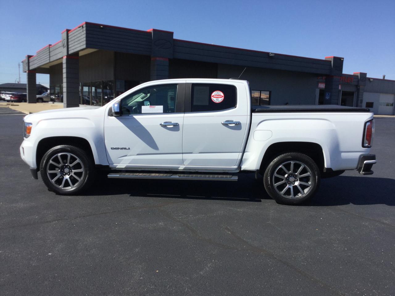 GMC Canyon 4WD Crew Cab 128.3" Denali 2019
