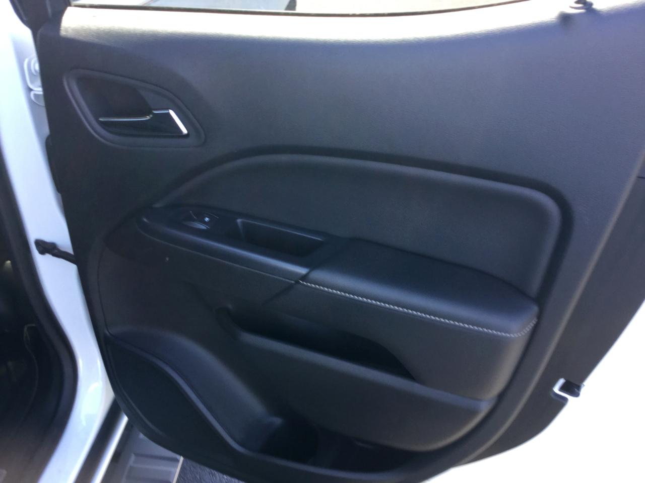 GMC Canyon 4WD Crew Cab 128.3" Denali 2019