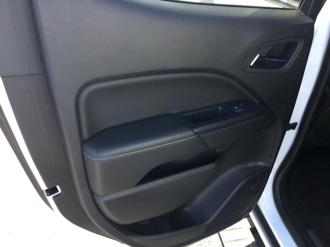 GMC Canyon 4WD Crew Cab 128.3" Denali 2019