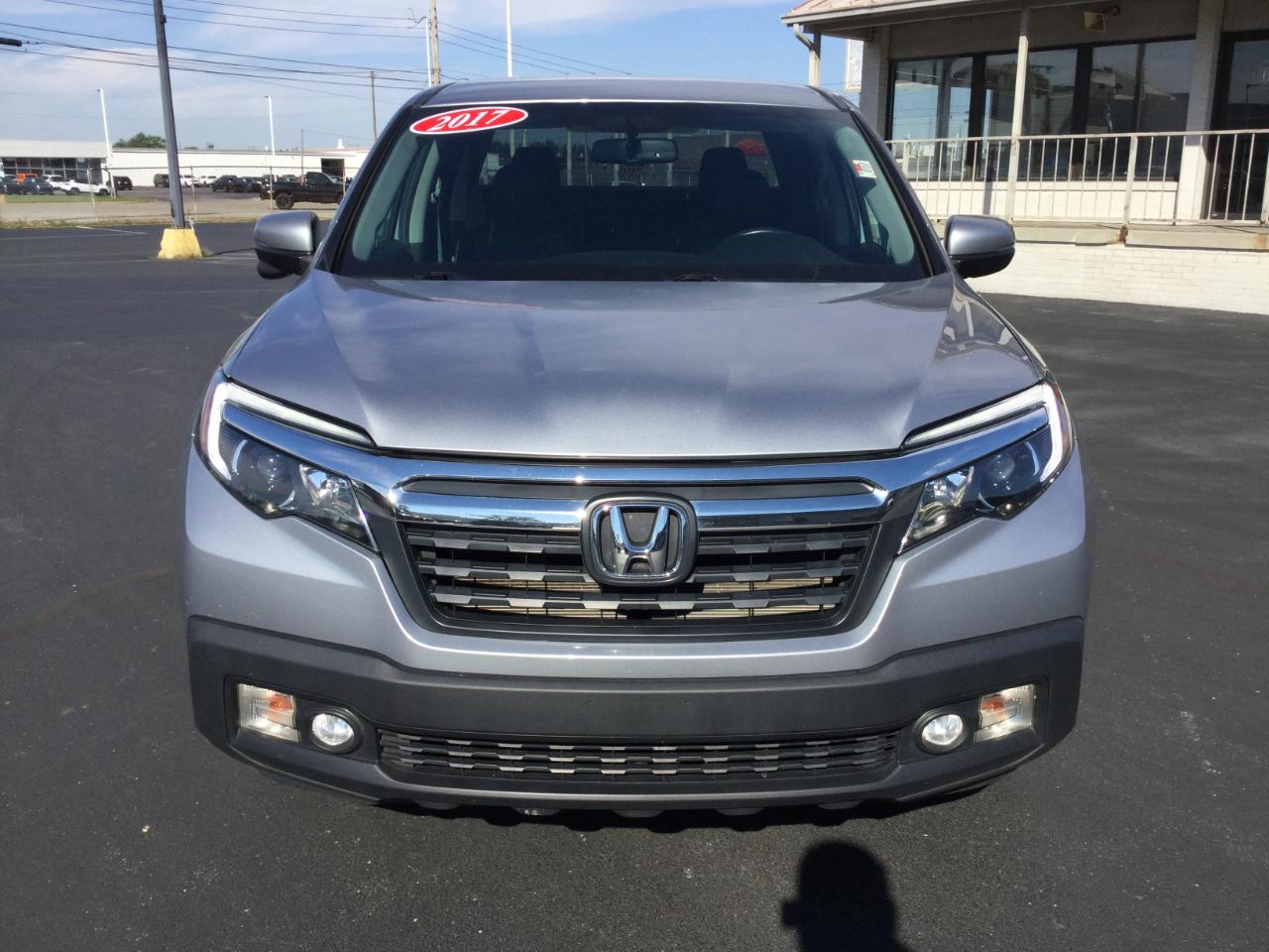 Honda Ridgeline RTL-T 4x4 Crew Cab 5.3' Bed 2017