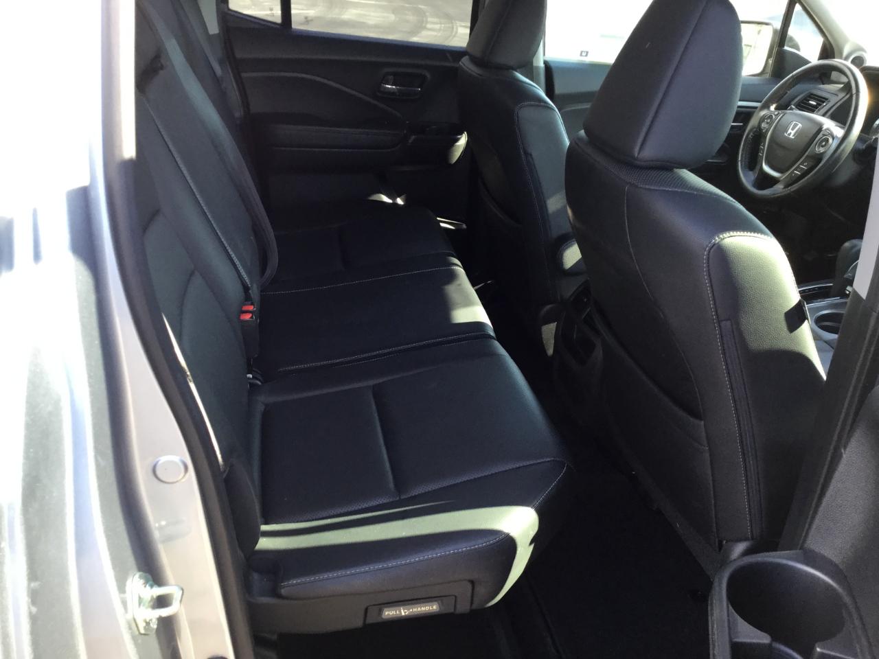 Honda Ridgeline RTL-T 4x4 Crew Cab 5.3' Bed 2017