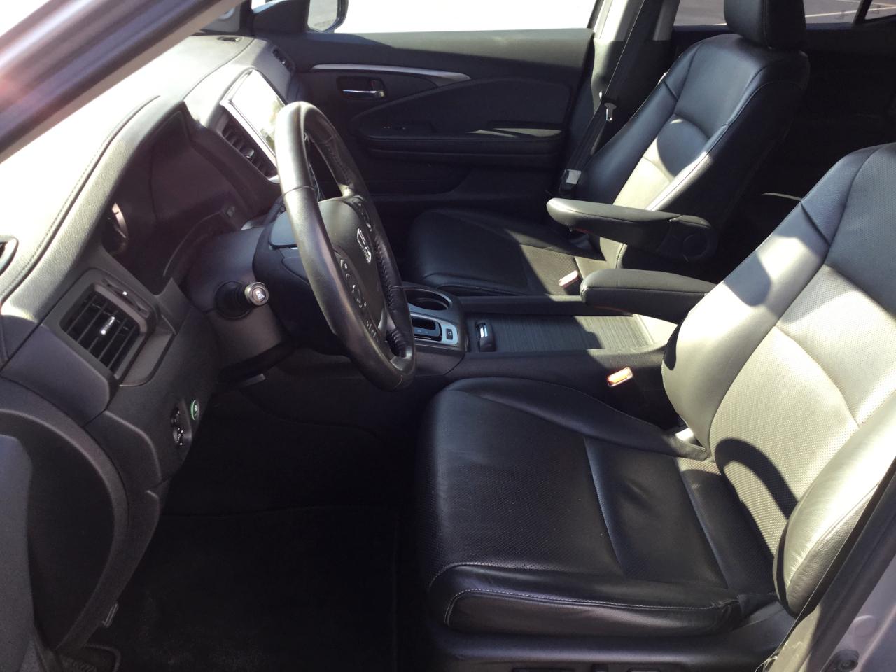 Honda Ridgeline RTL-T 4x4 Crew Cab 5.3' Bed 2017