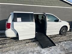 2017 Dodge Grand Caravan 