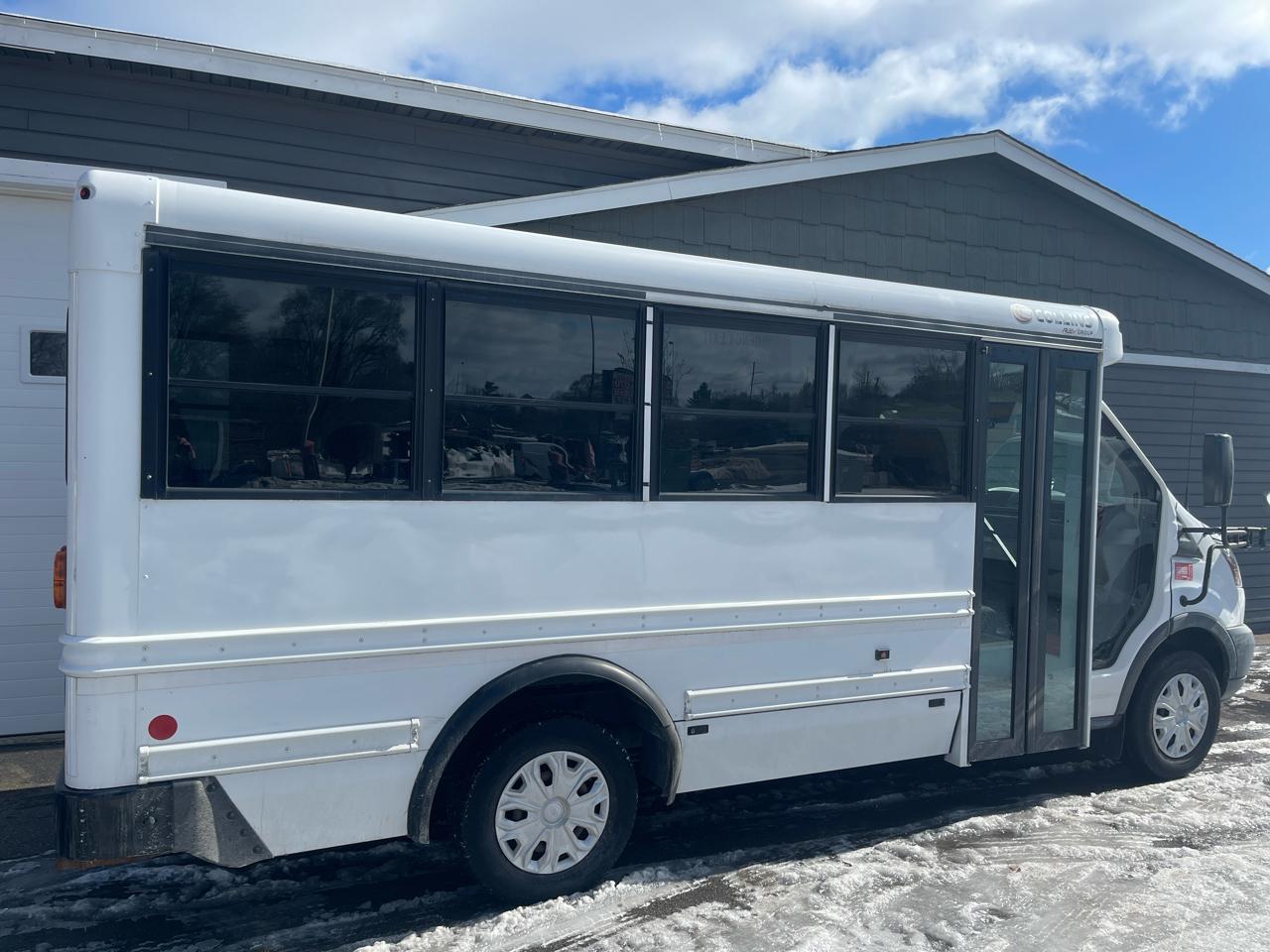 Ford Transit Cutaway T-250 SRW 138" WB 9000 GVWR 2017