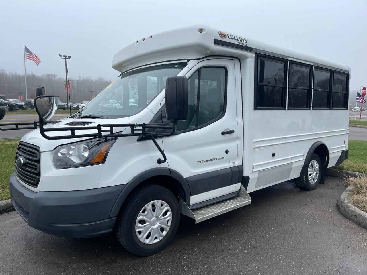 Ford Transit Cutaway T-250 SRW 138" WB 9000 GVWR 2017