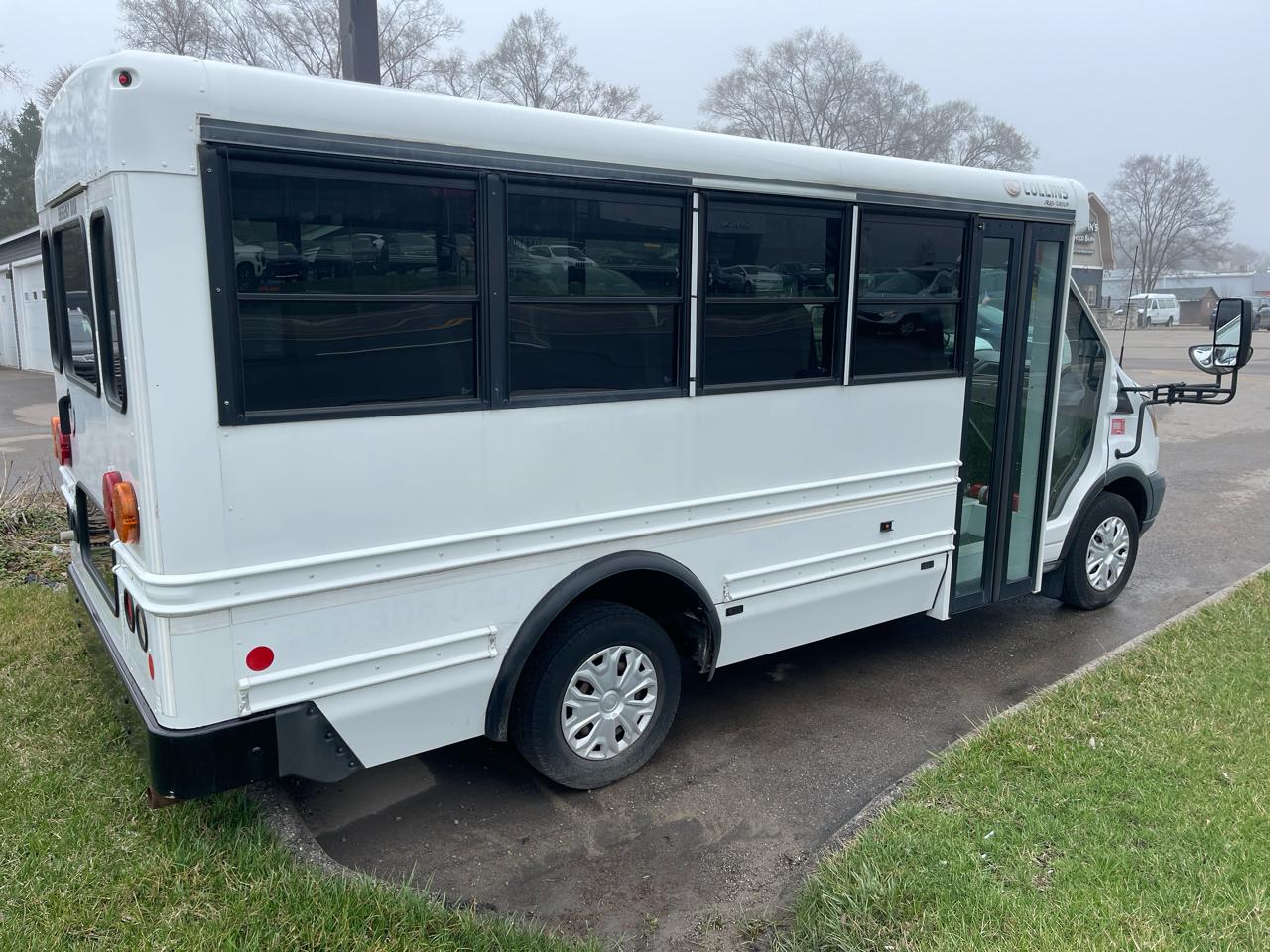 Ford Transit Cutaway T-250 SRW 138" WB 9000 GVWR 2017