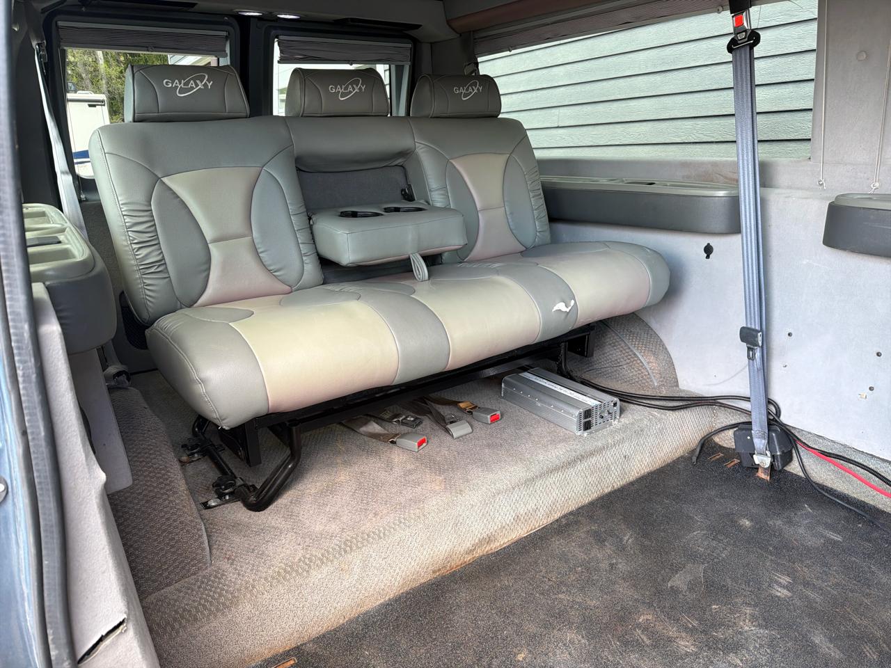 Ford E-Series Passenger Van  2014
