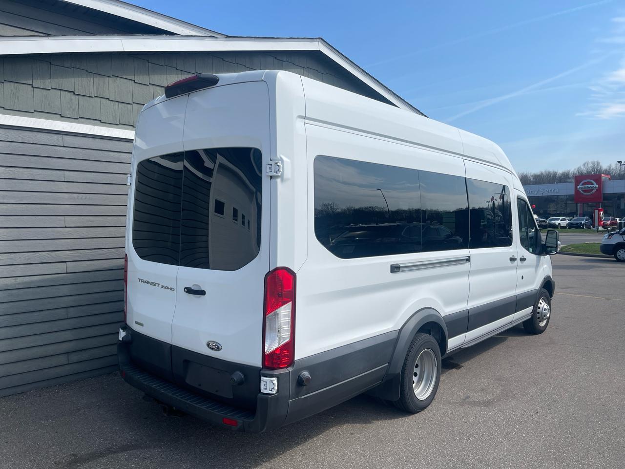 Ford Transit Passenger Wagon T-350 148" EL High Roof XL Sliding RH Dr DRW 2018