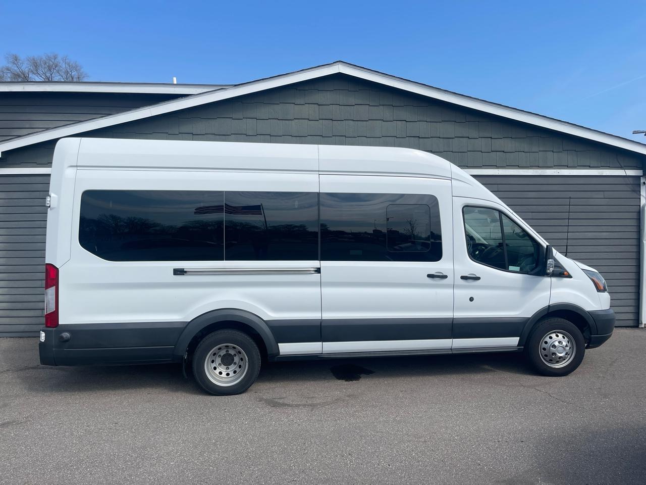 Ford Transit Passenger Wagon T-350 148" EL High Roof XL Sliding RH Dr DRW 2018