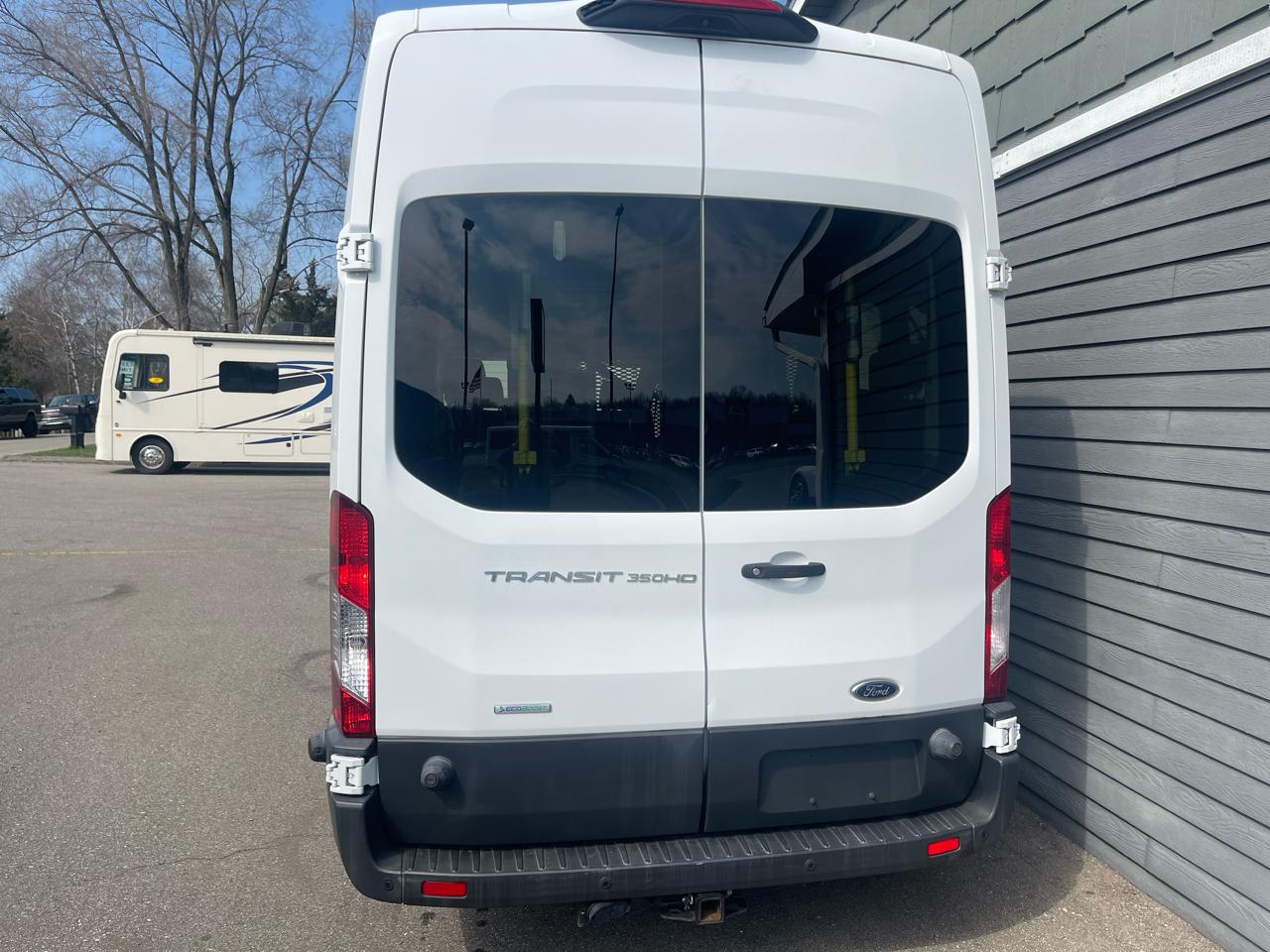 Ford Transit Passenger Wagon T-350 148" EL High Roof XL Sliding RH Dr DRW 2018