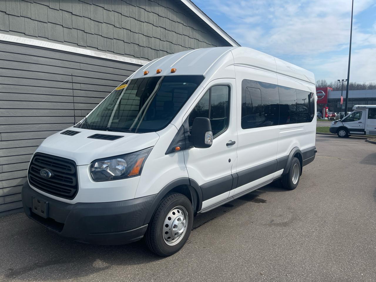 Ford Transit Passenger Wagon T-350 148" EL High Roof XL Sliding RH Dr DRW 2018