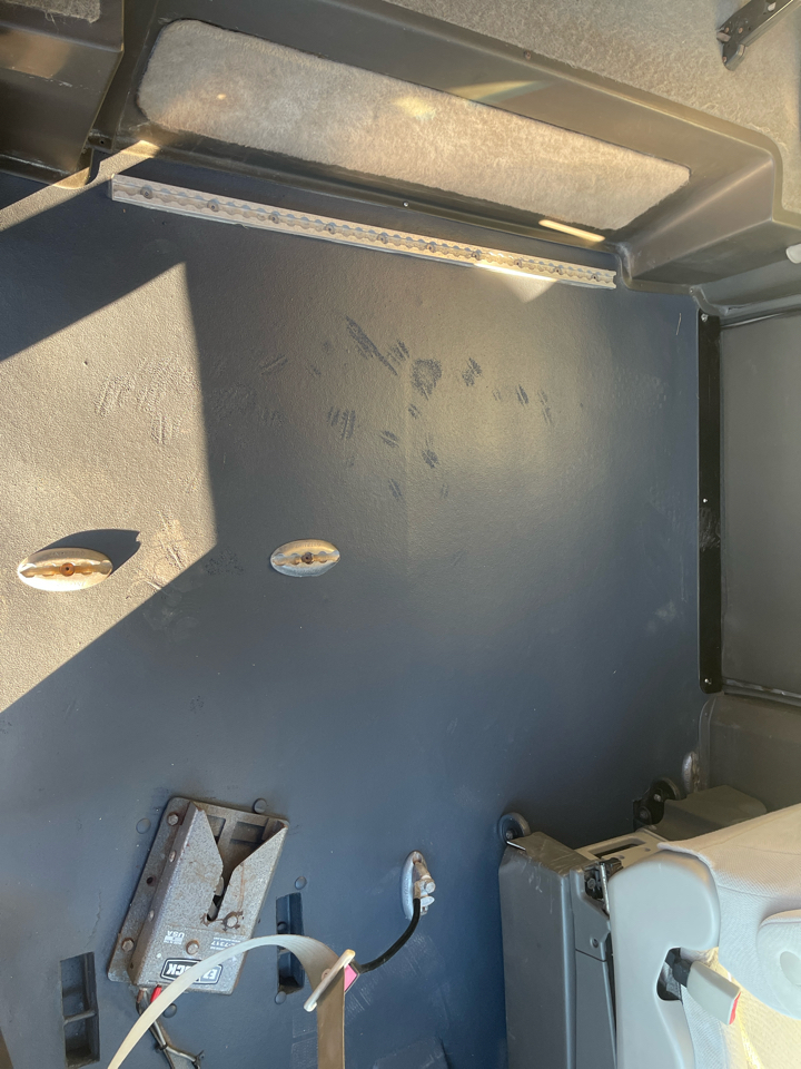 Toyota Sienna 5dr 7-Pass Van V6 LE AAS FWD (Natl) 2012